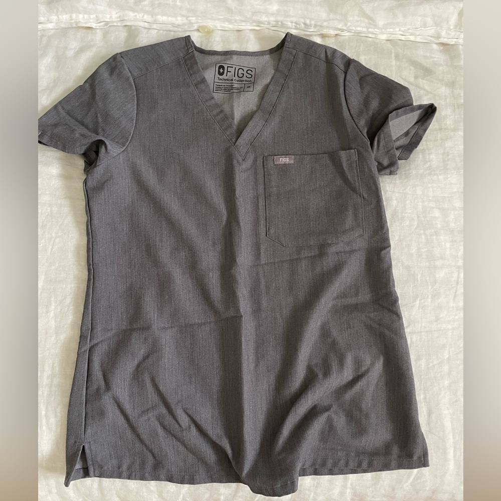 Figs grey scrub top